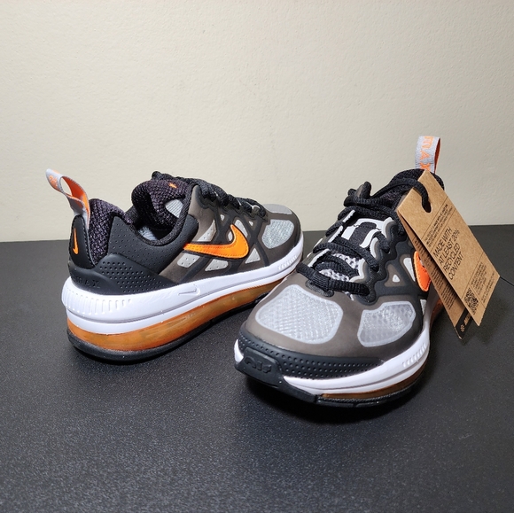 Nike Air Max Genome CZ4652-002 Black Orange-Grey Kids Shoes Youth Size 3.5Y NEW - Picture 3 of 11